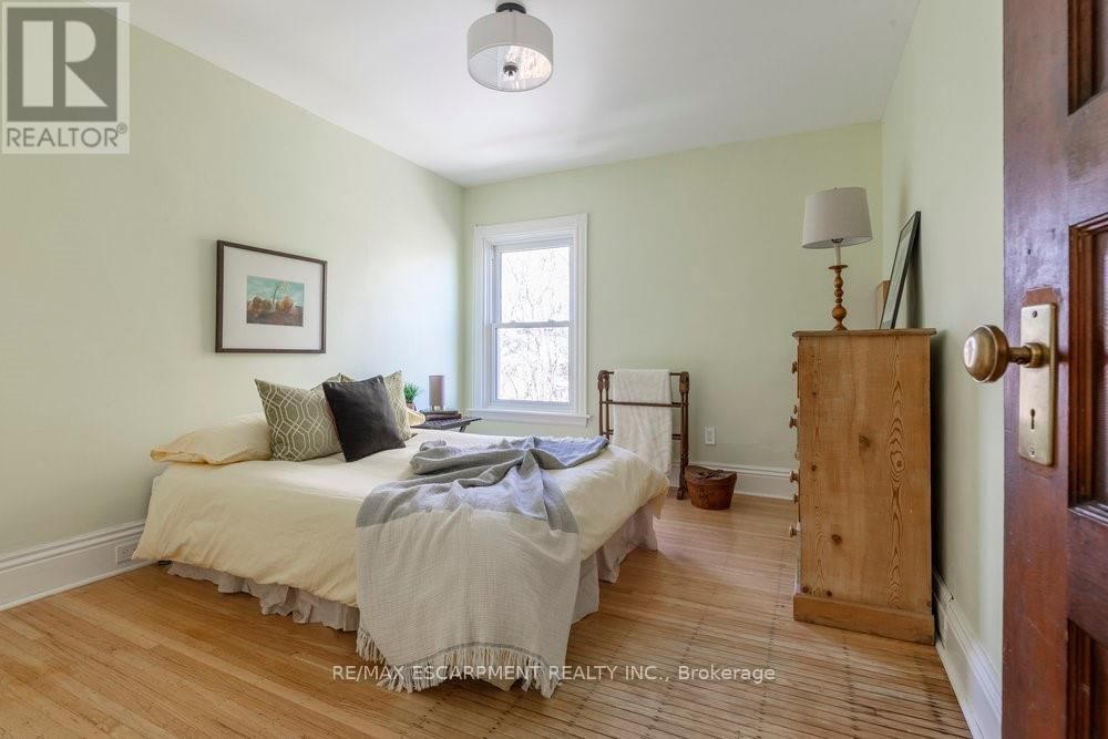 24 HYDE PARK AVENUE Image 28