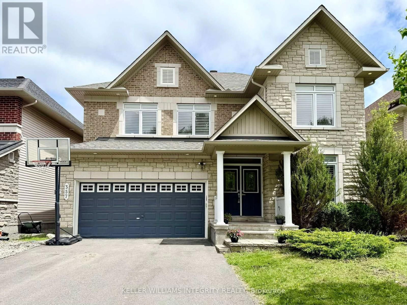 357 LANGRELL CRESCENT Image 1