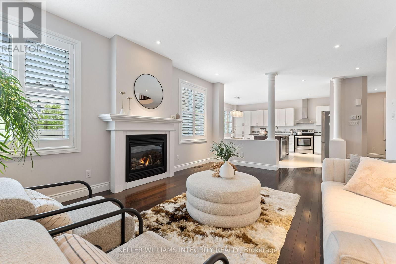 357 LANGRELL CRESCENT Image 20