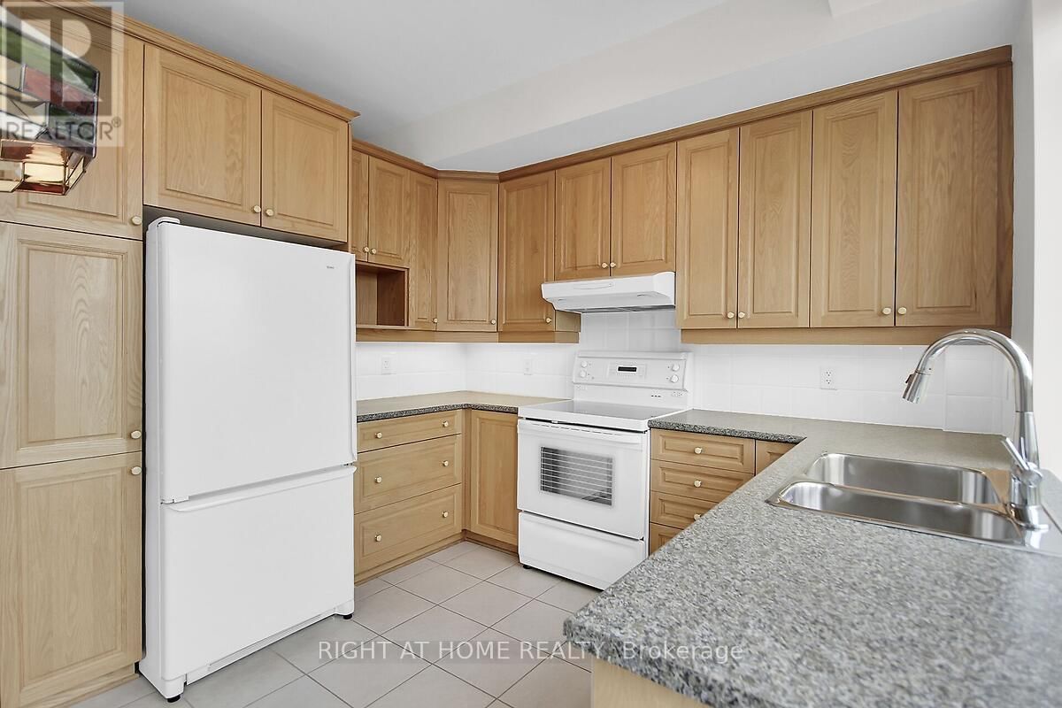 308 - 136 DARLINGTON PRIVATE NORTHWEST Image 14