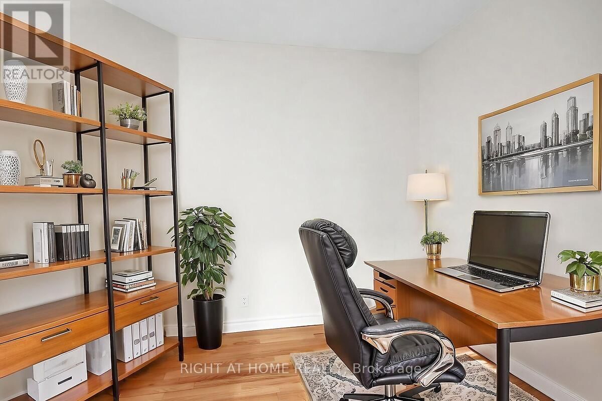 308 - 136 DARLINGTON PRIVATE NORTHWEST Image 20