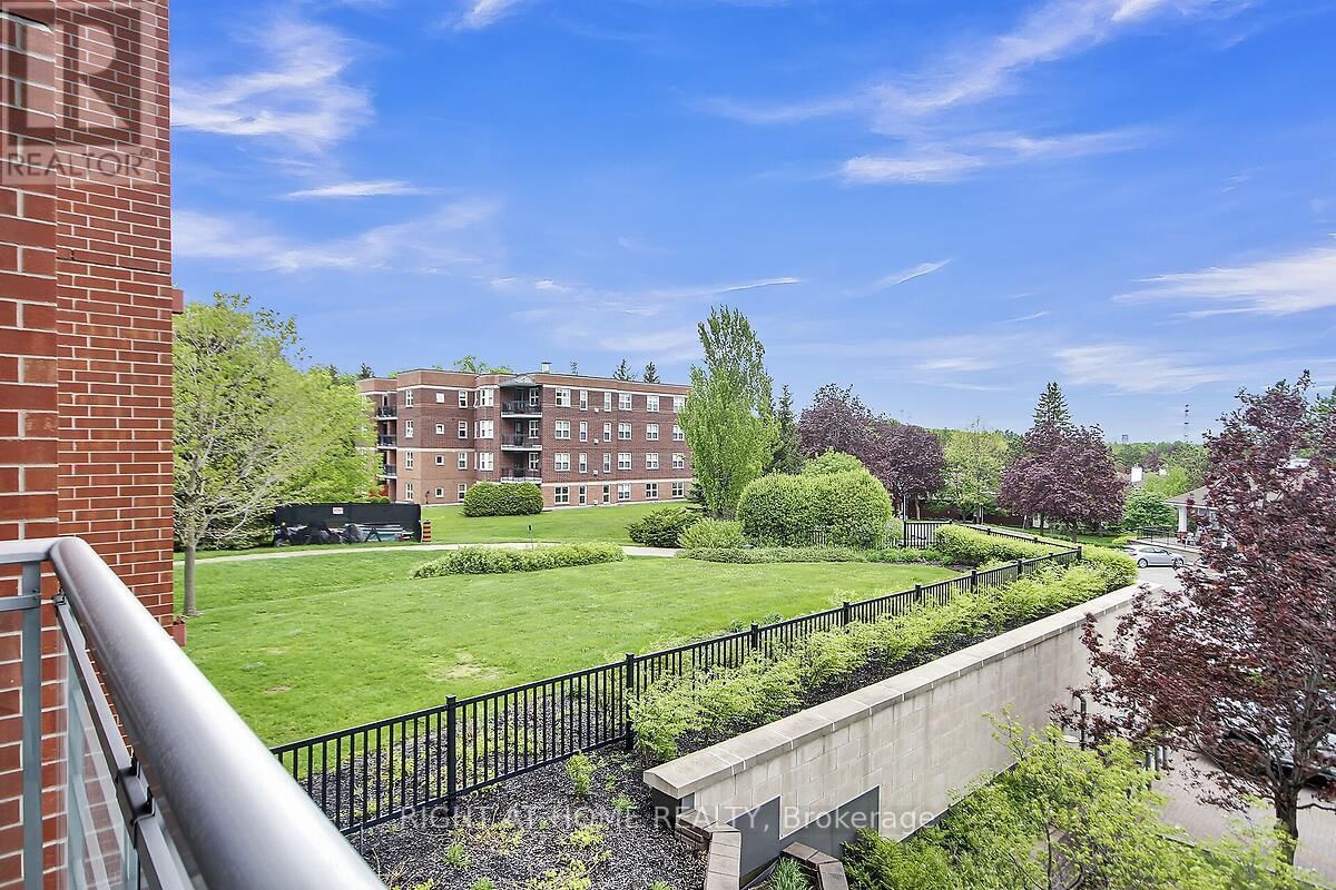 308 - 136 DARLINGTON PRIVATE NORTHWEST Image 35