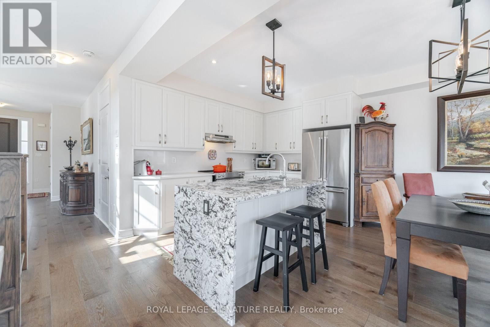 47 WINDSOR CIRCLE Image 10