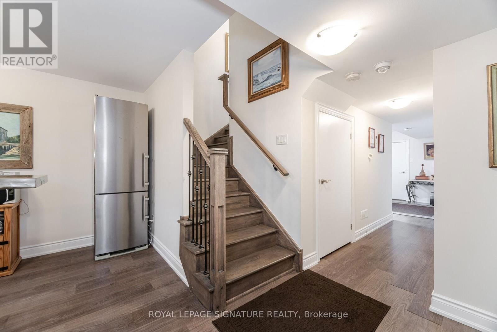 47 WINDSOR CIRCLE Image 34