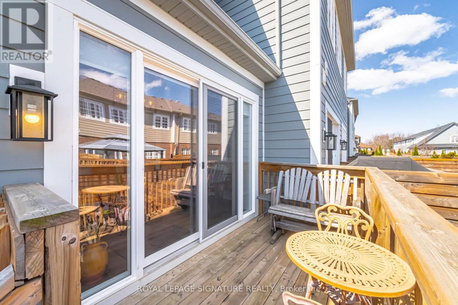 47 WINDSOR CIRCLE Image 46