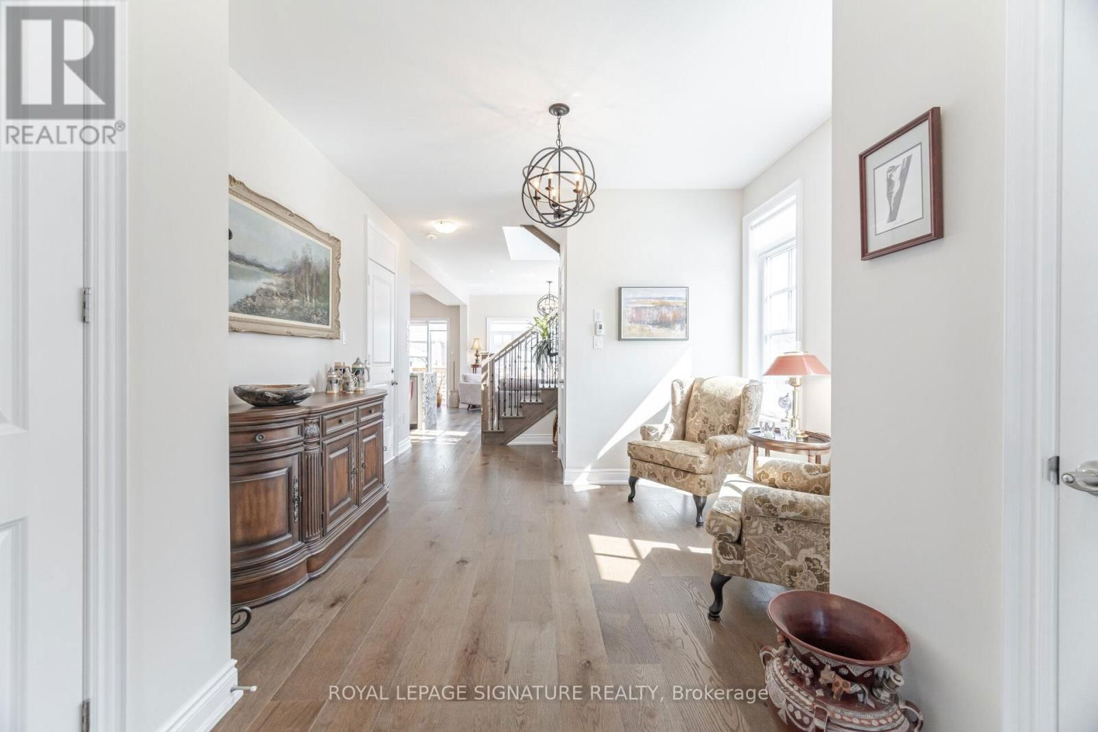 47 WINDSOR CIRCLE Image 6