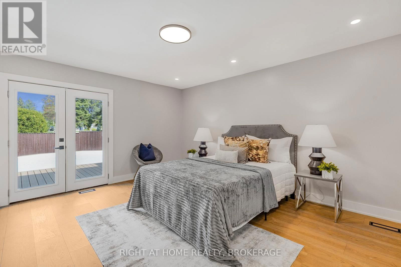 UPPER - 347 MAPLEDENE DRIVE Image 21