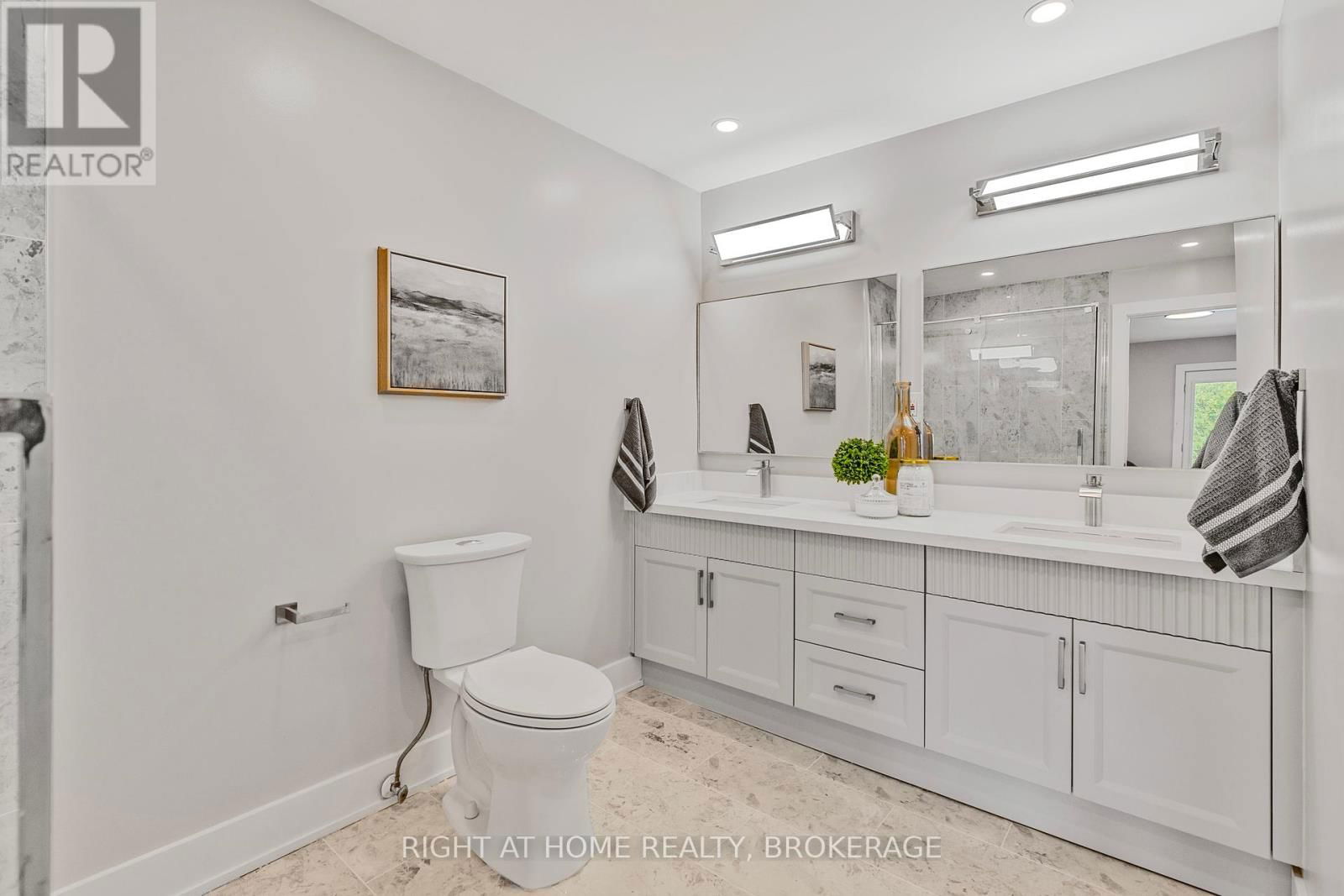 UPPER - 347 MAPLEDENE DRIVE Image 23