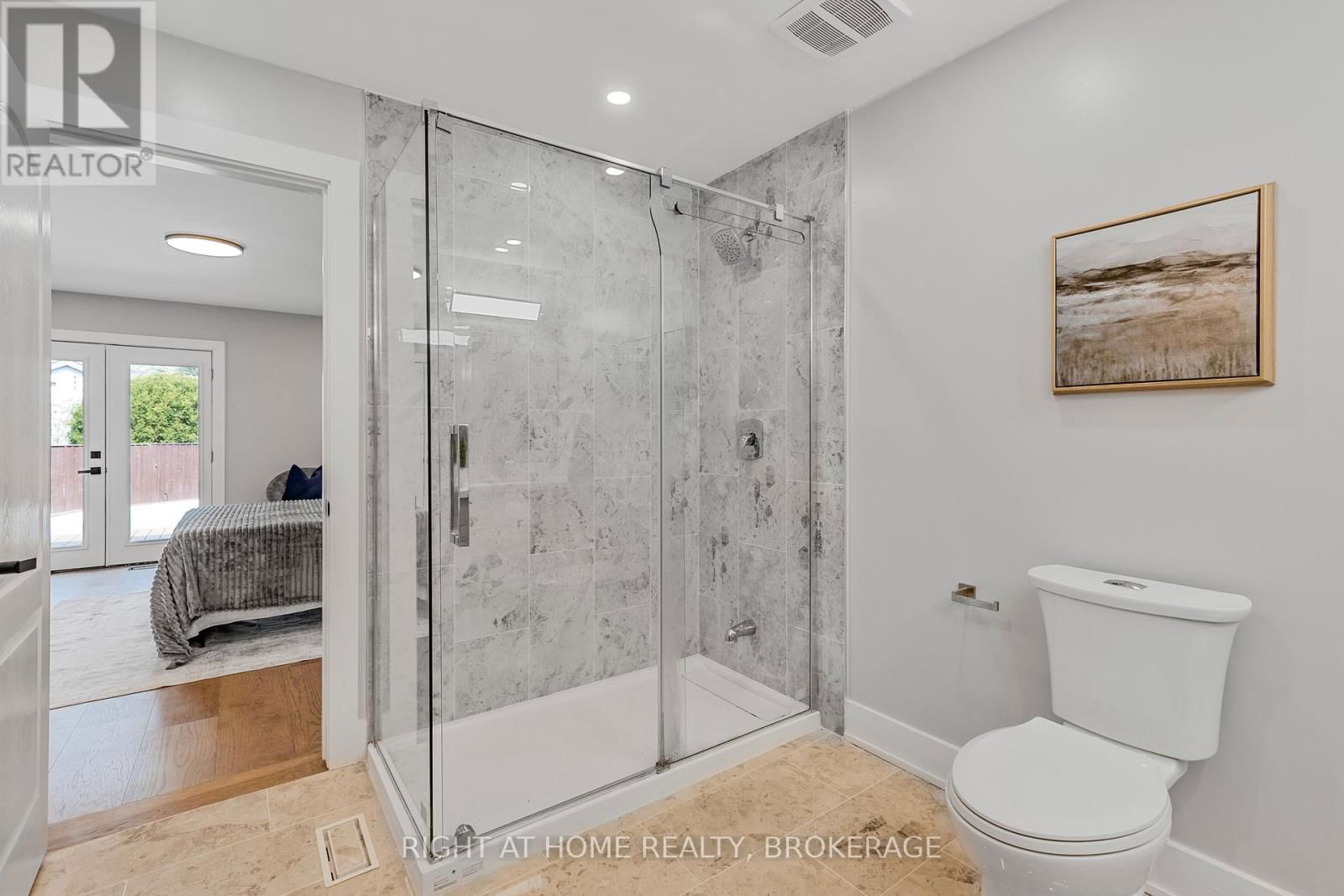UPPER - 347 MAPLEDENE DRIVE Image 25