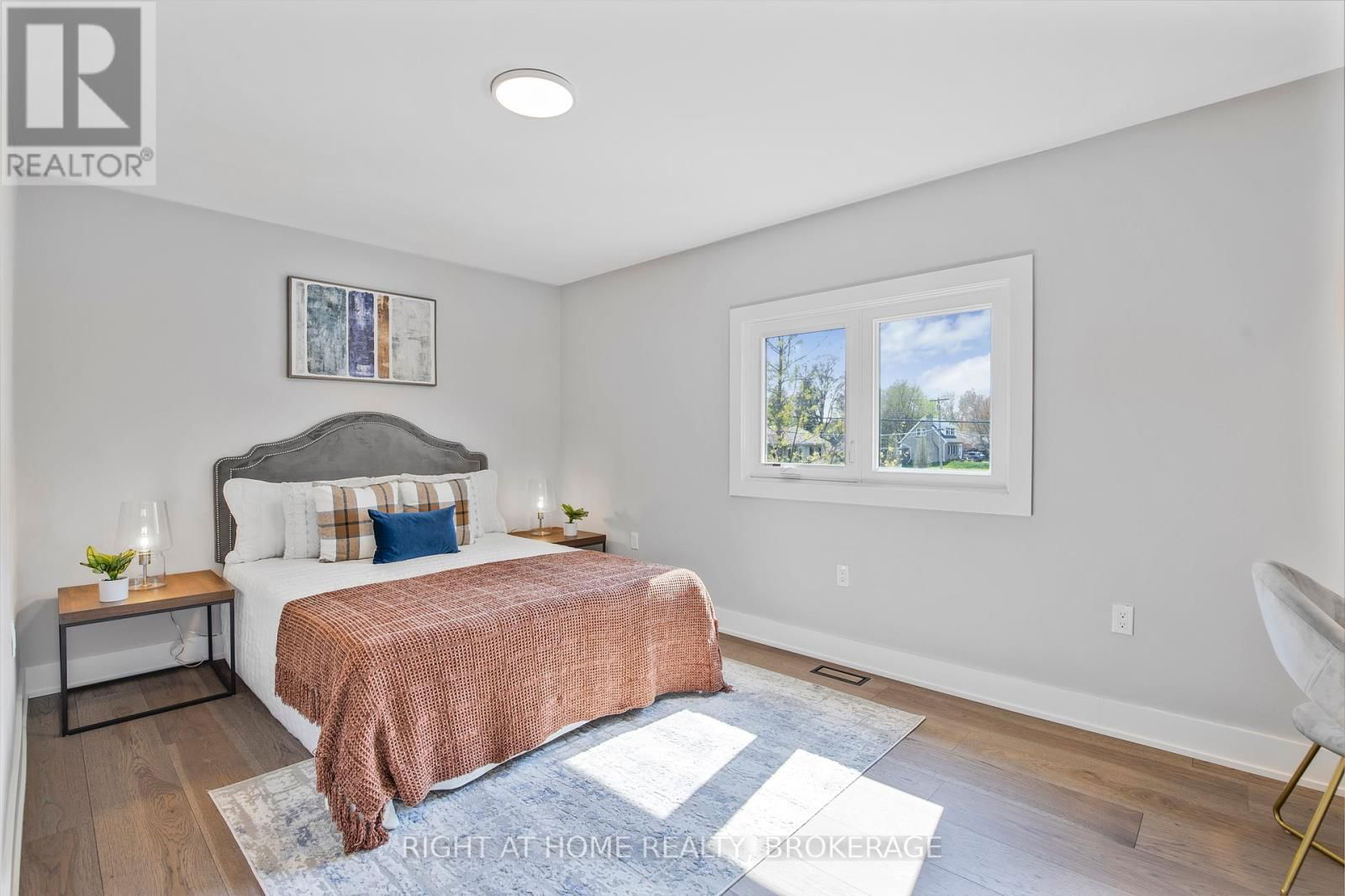 UPPER - 347 MAPLEDENE DRIVE Image 32