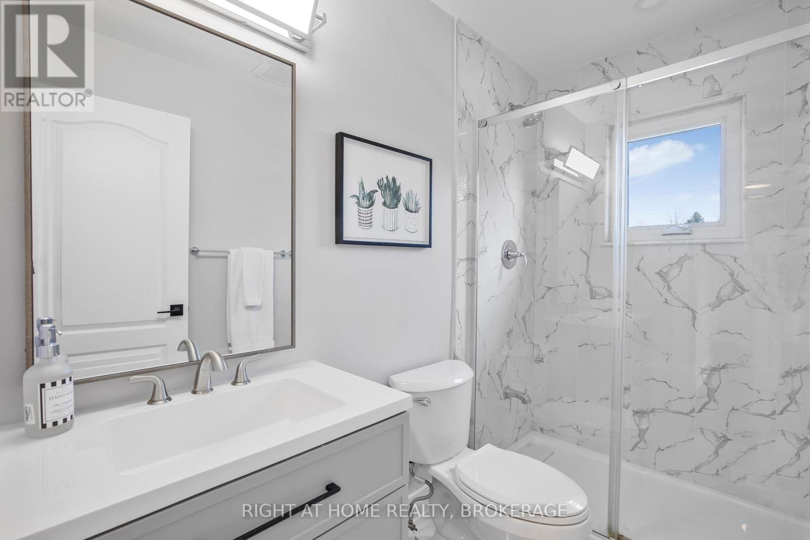 UPPER - 347 MAPLEDENE DRIVE Image 37