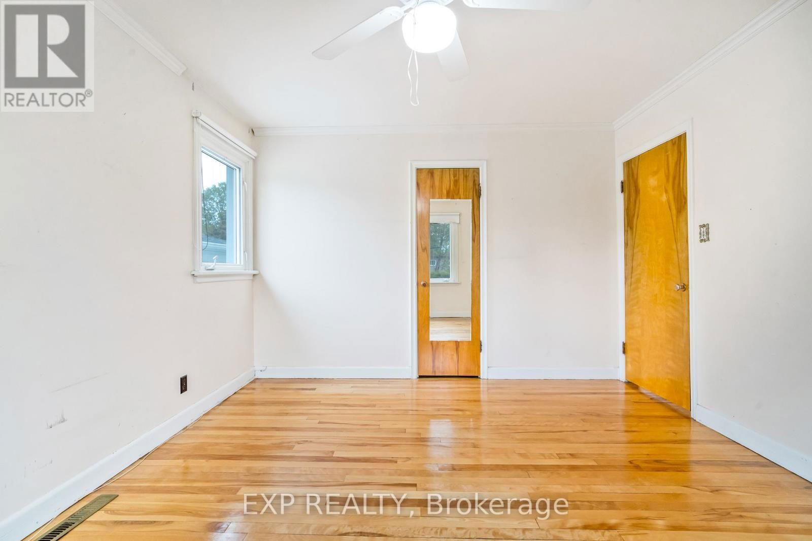 18 BROOKDALE AVENUE Image 13