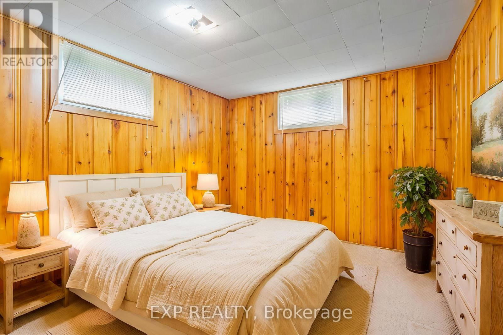 18 BROOKDALE AVENUE Image 25