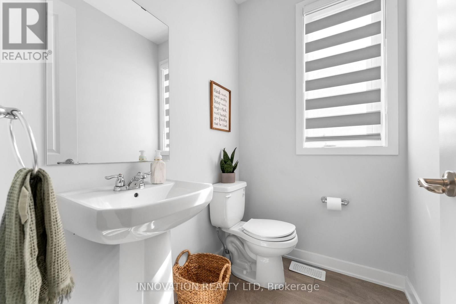 1005 SHOWMAN STREET Image 15