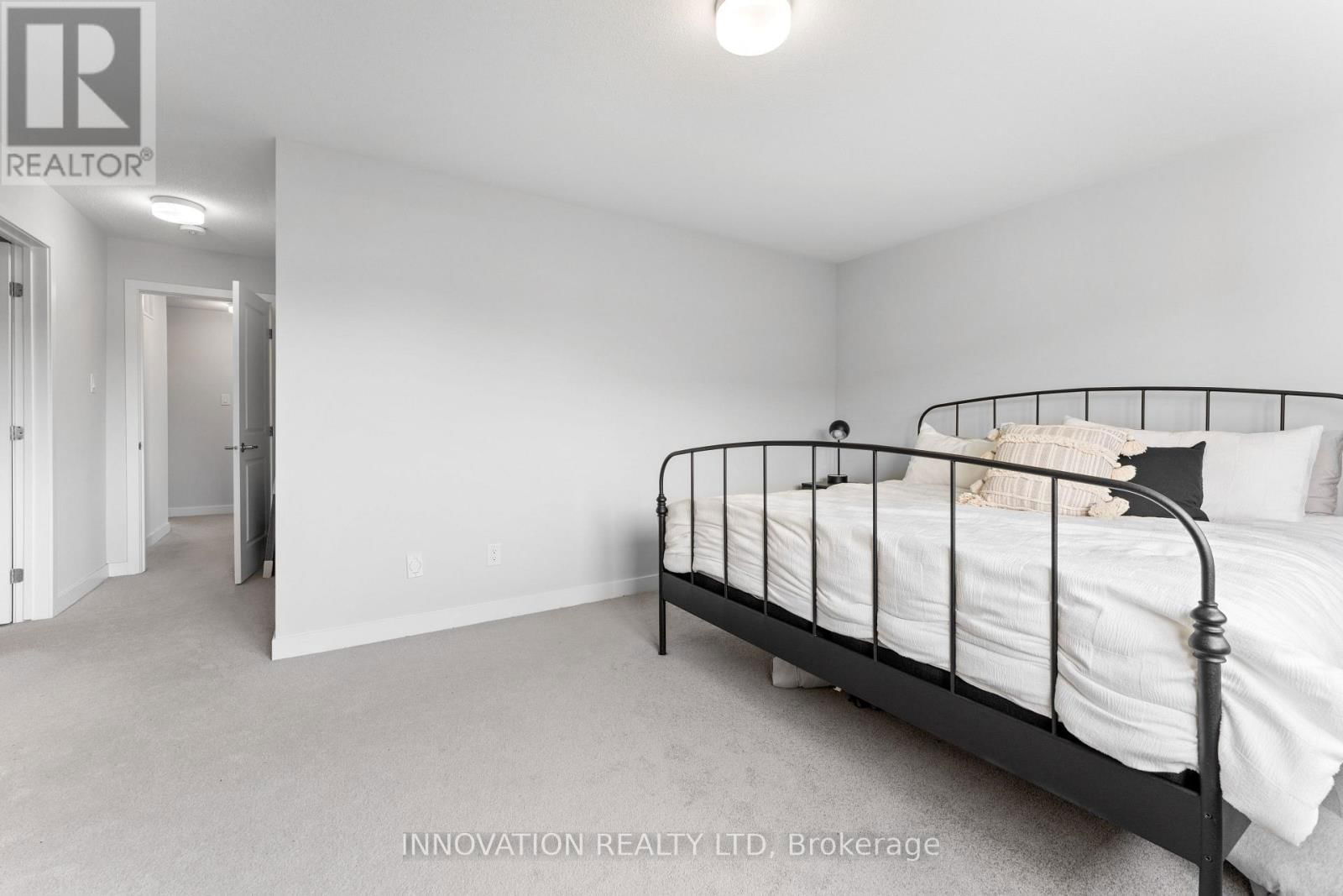1005 SHOWMAN STREET Image 18