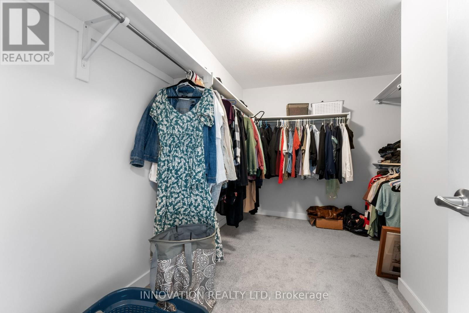 1005 SHOWMAN STREET Image 21