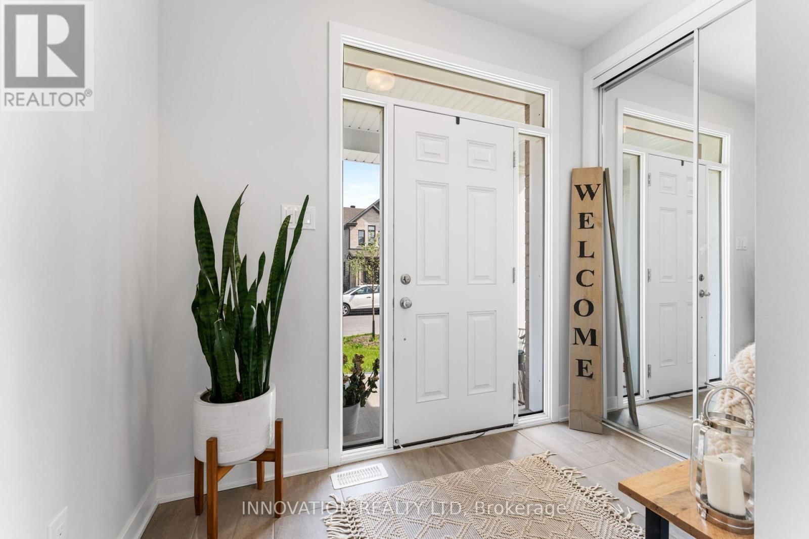 1005 SHOWMAN STREET Image 3