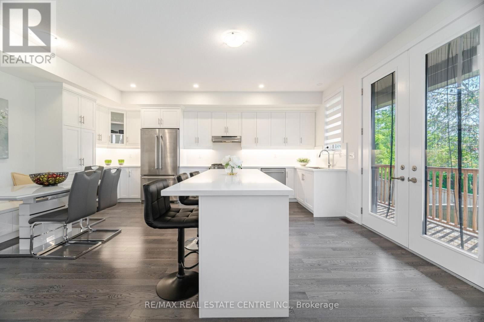 141 TERRACE DRIVE Image 10