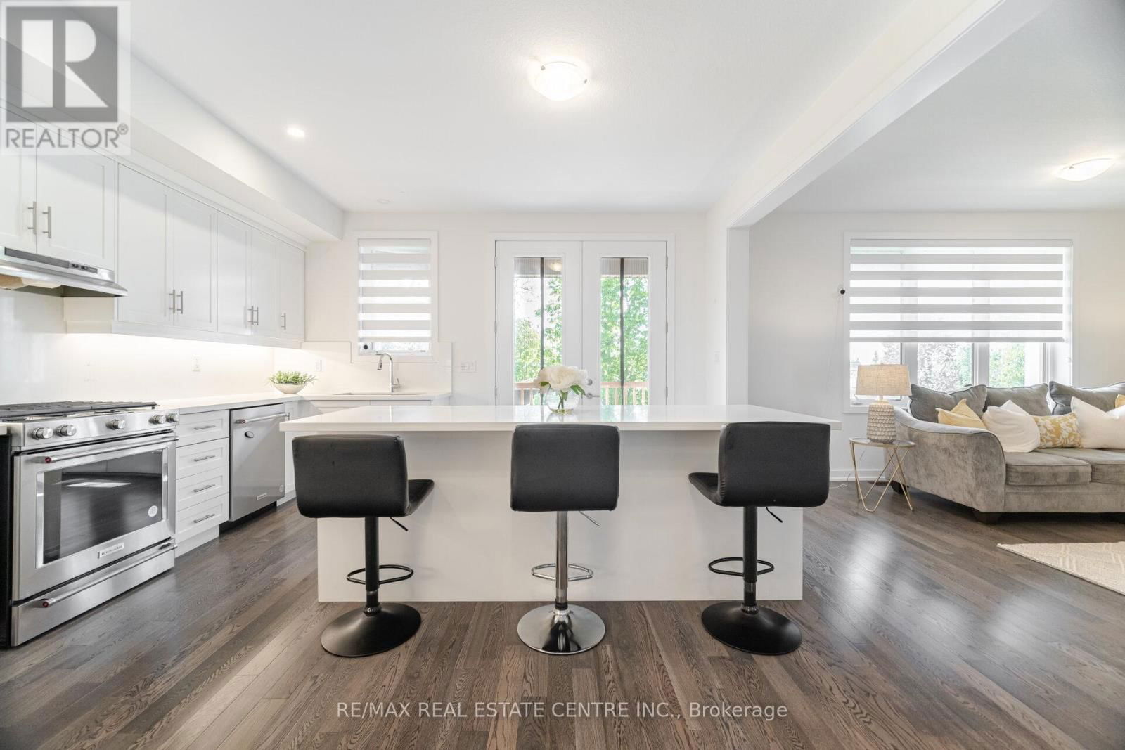 141 TERRACE DRIVE Image 11
