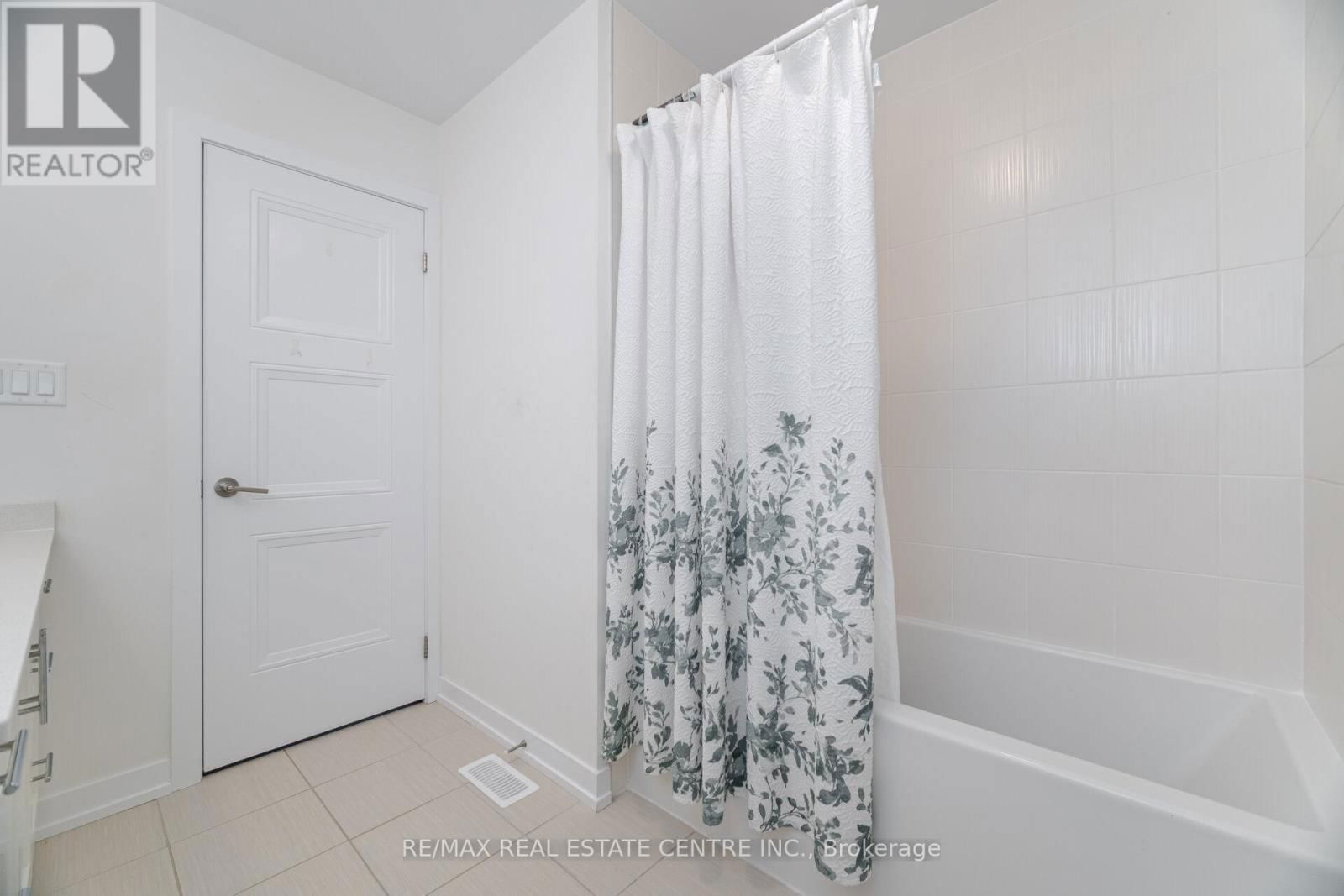 141 TERRACE DRIVE Image 35