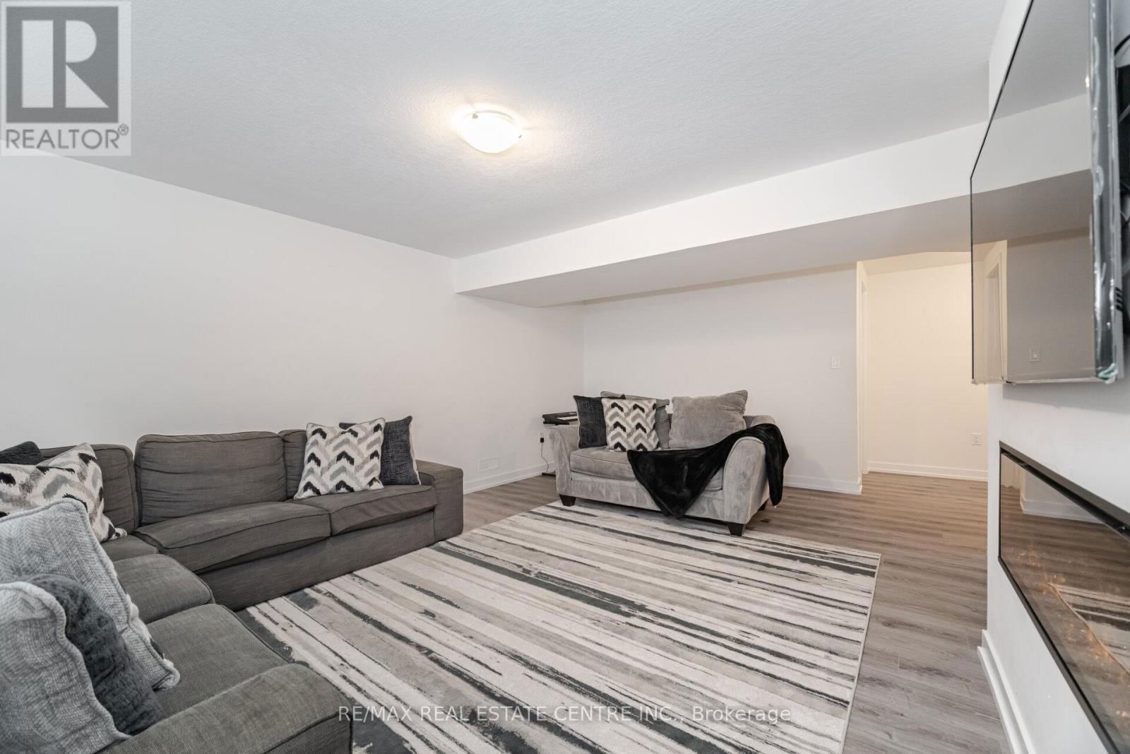141 TERRACE DRIVE Image 40