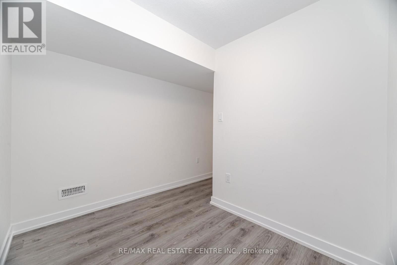 141 TERRACE DRIVE Image 42