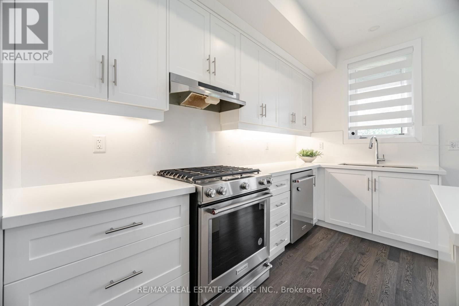 141 TERRACE DRIVE Image 9