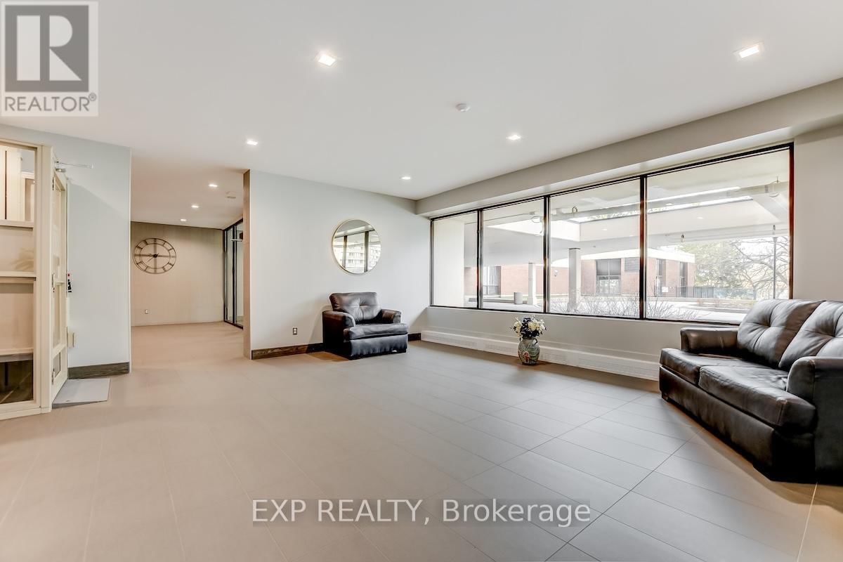 1705 - 665 BATHGATE DRIVE Image 6
