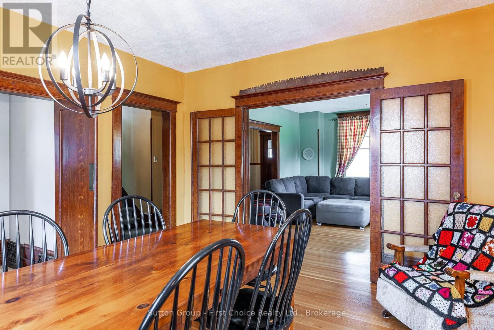135 ST. DAVID STREET NORTH Image 18