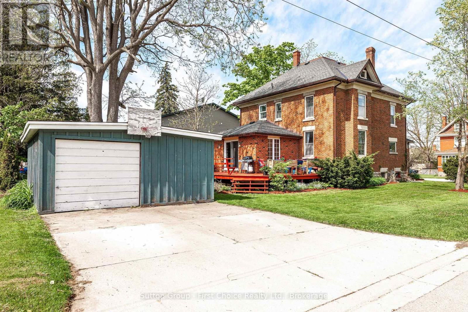 135 ST. DAVID STREET NORTH Image 7