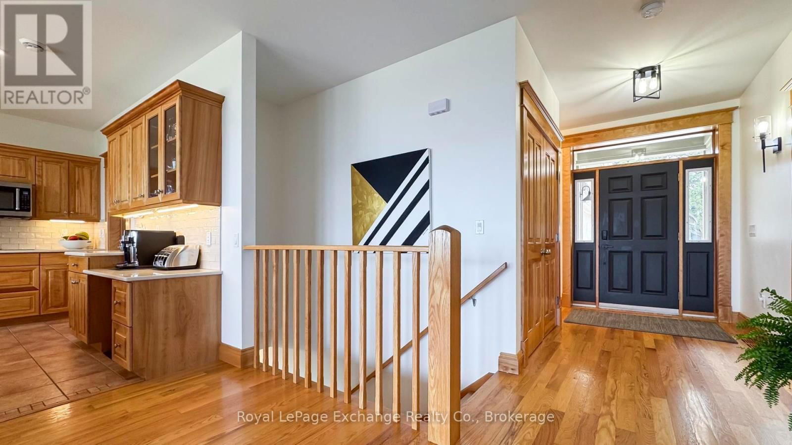 554 HURON TERRACE Image 27