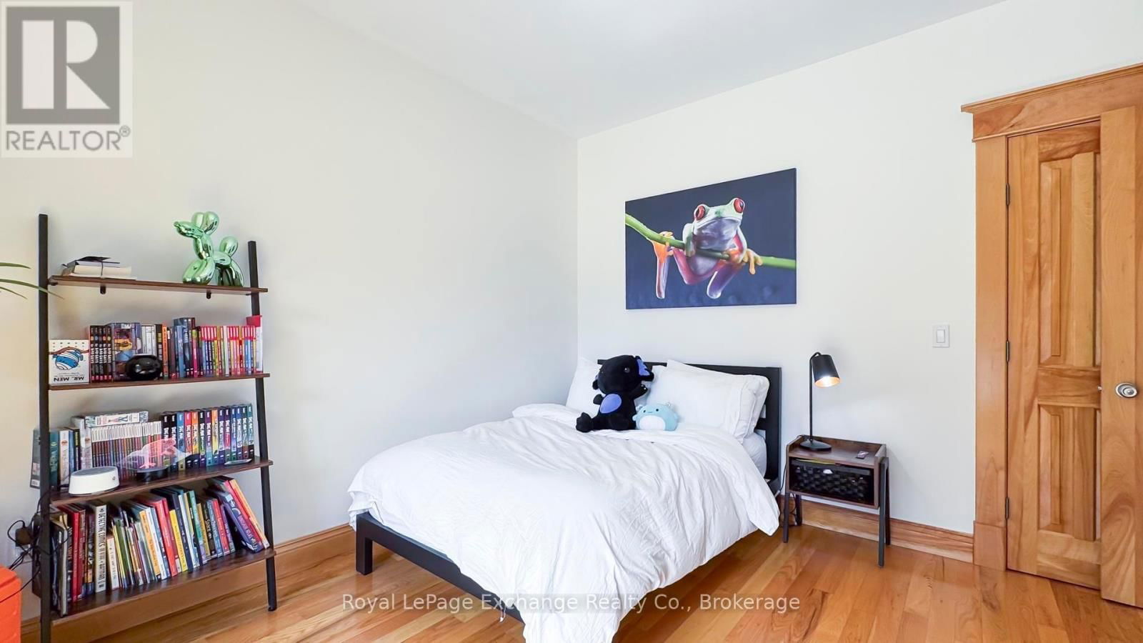 554 HURON TERRACE Image 29