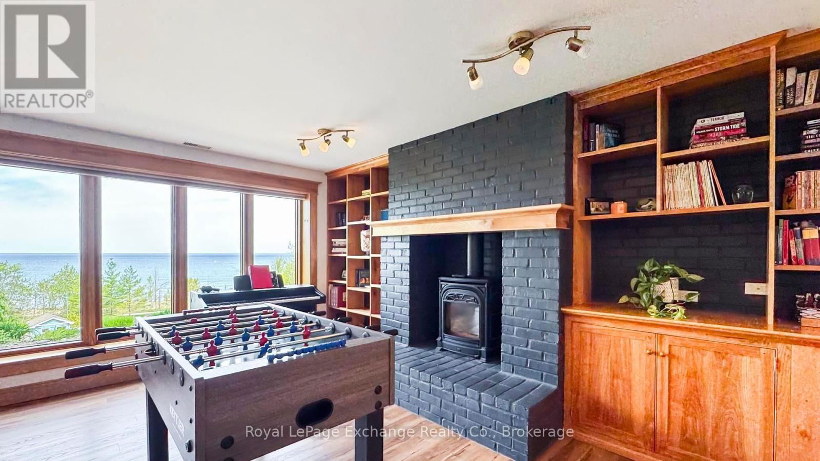 554 HURON TERRACE Image 35