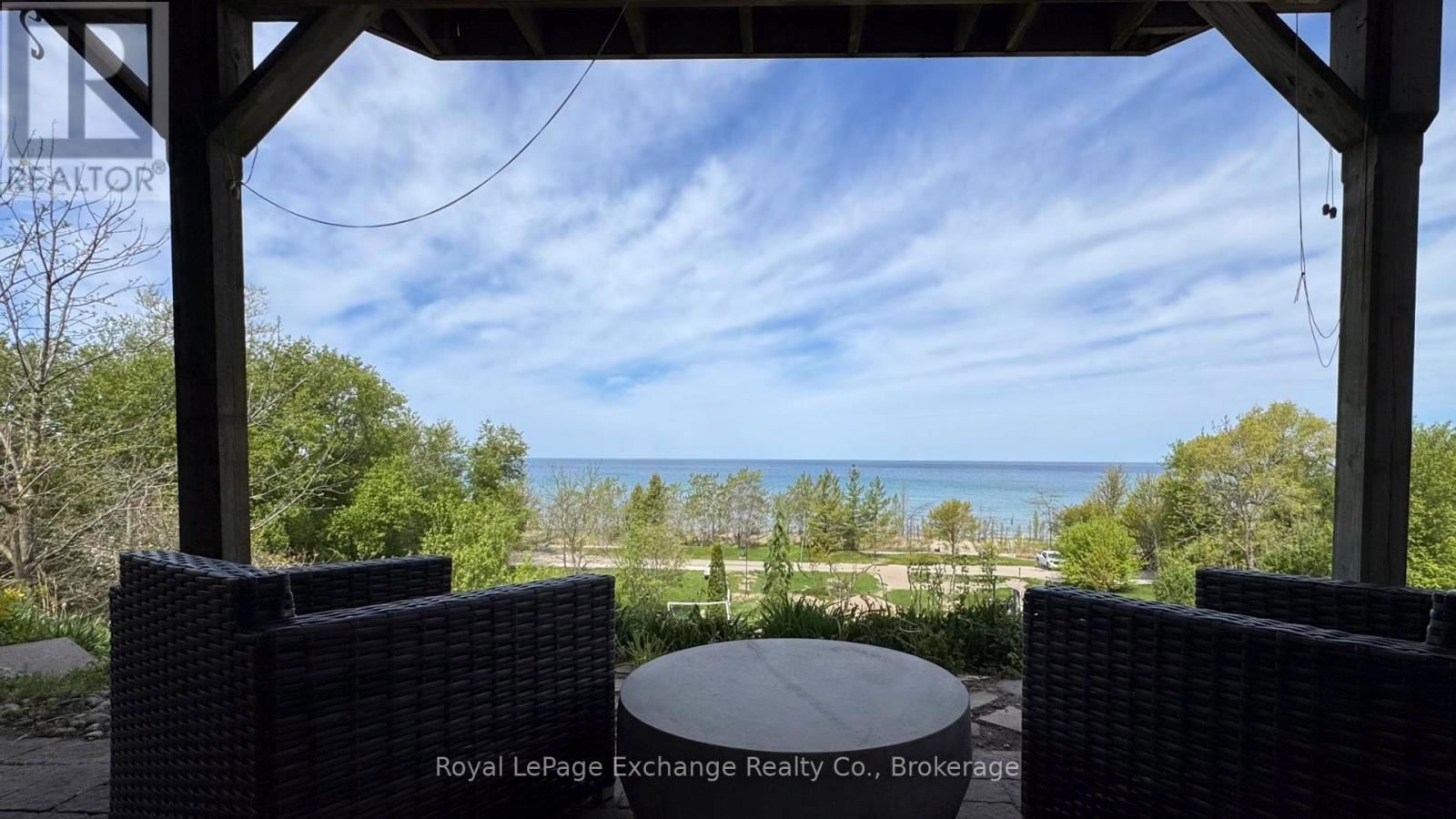 554 HURON TERRACE Image 44