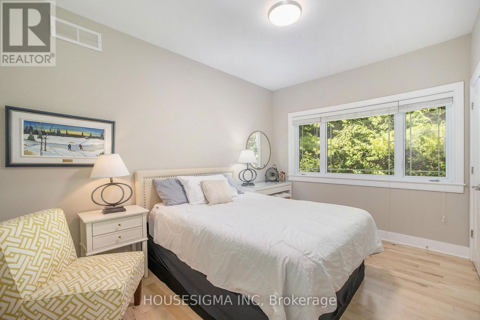 7 CANADIAN DRIVE Image 24