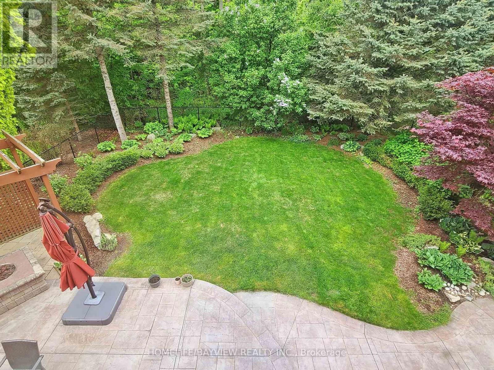 574 SANDBANKS CRESCENT Image 42