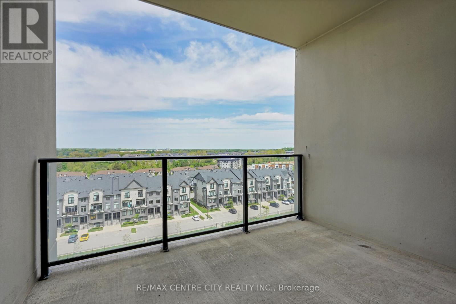 801 - 260 VILLAGEWALK BOULEVARD Image 19