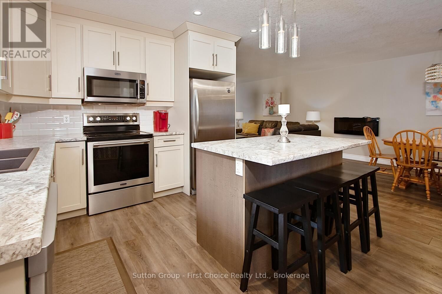 595 HIBERNIA STREET Image 17