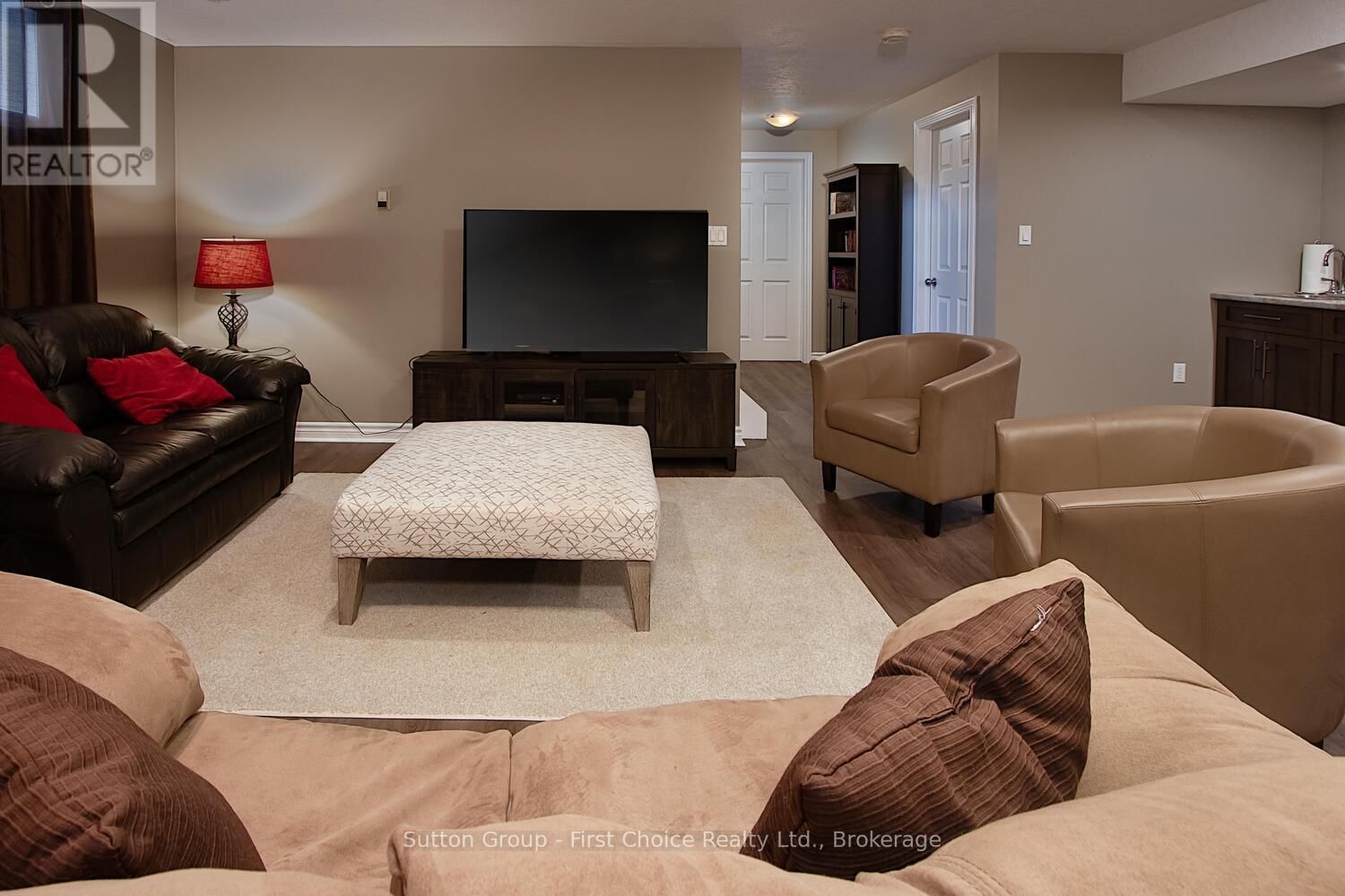 595 HIBERNIA STREET Image 29