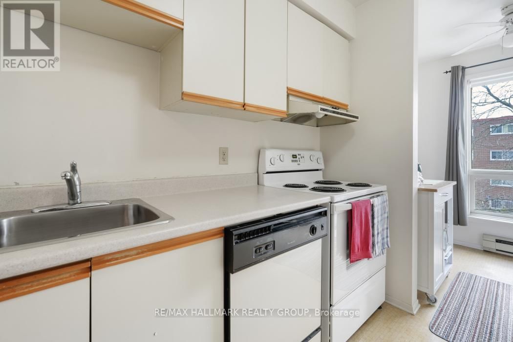 10 - 268 PRESLAND ROAD Image 9