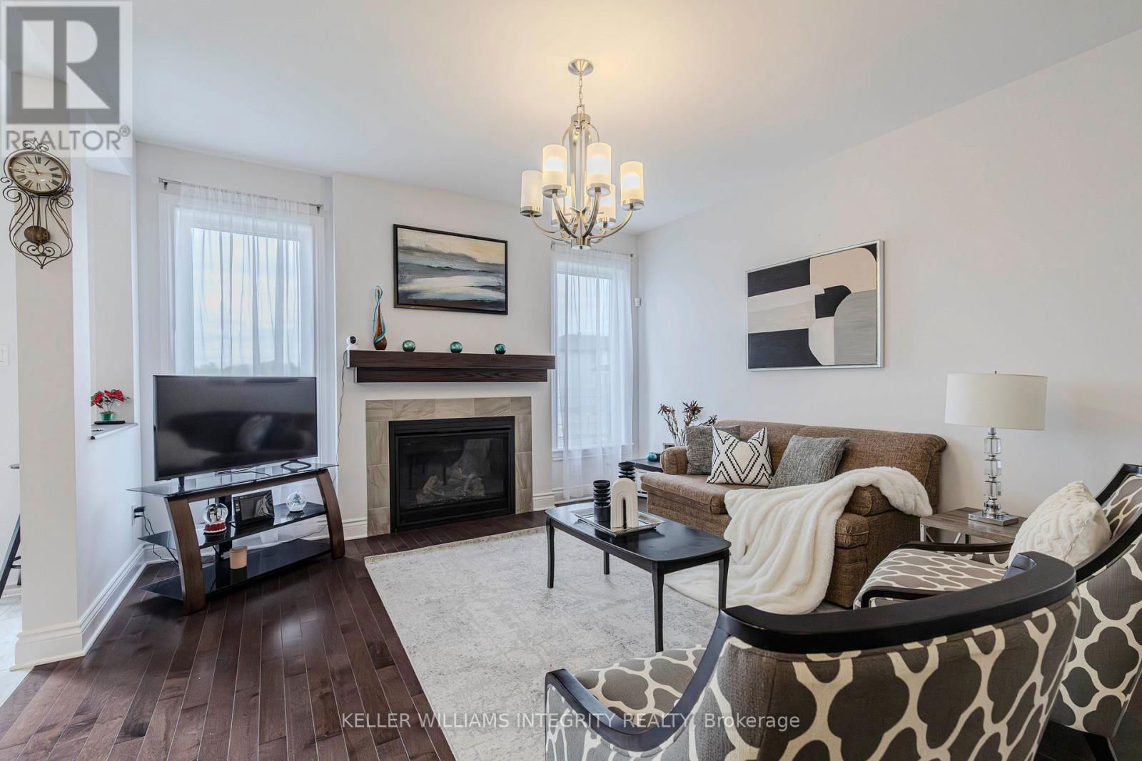 152 FINSBURY AVENUE Image 13