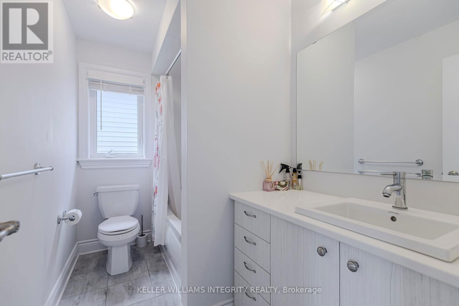 152 FINSBURY AVENUE Image 25
