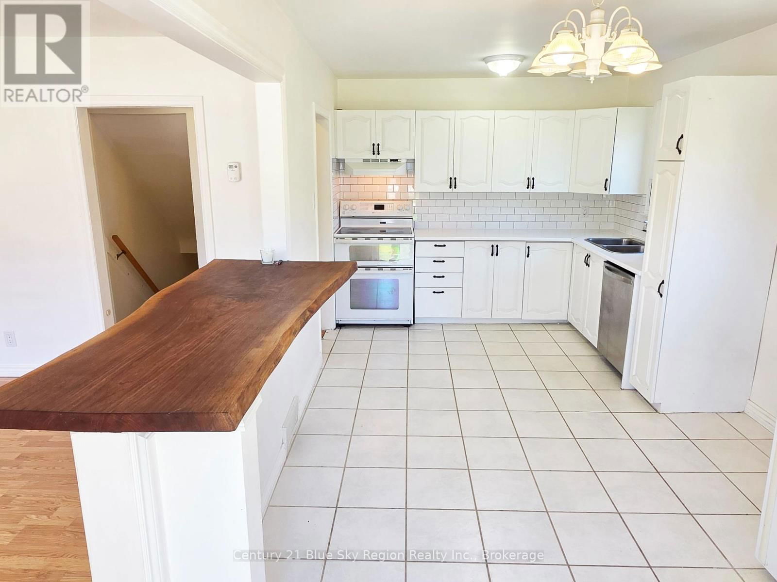 125 LAROCQUE ROAD Image 19