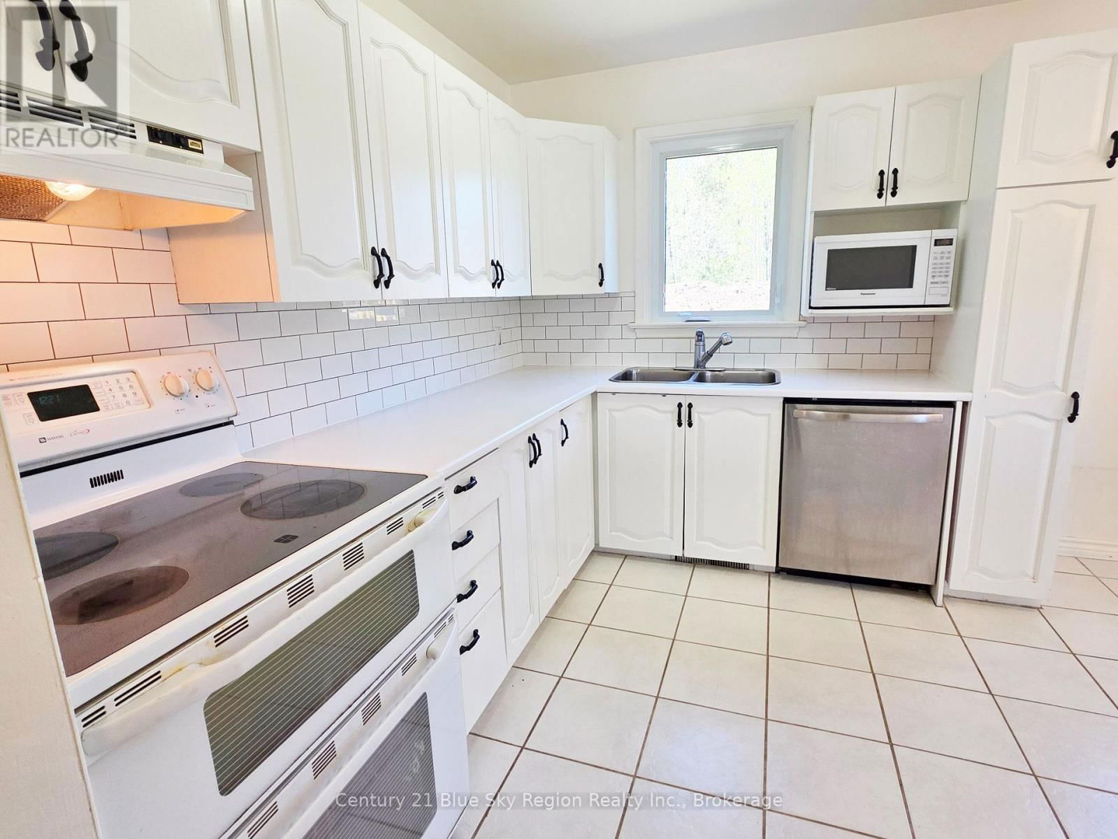 125 LAROCQUE ROAD Image 20