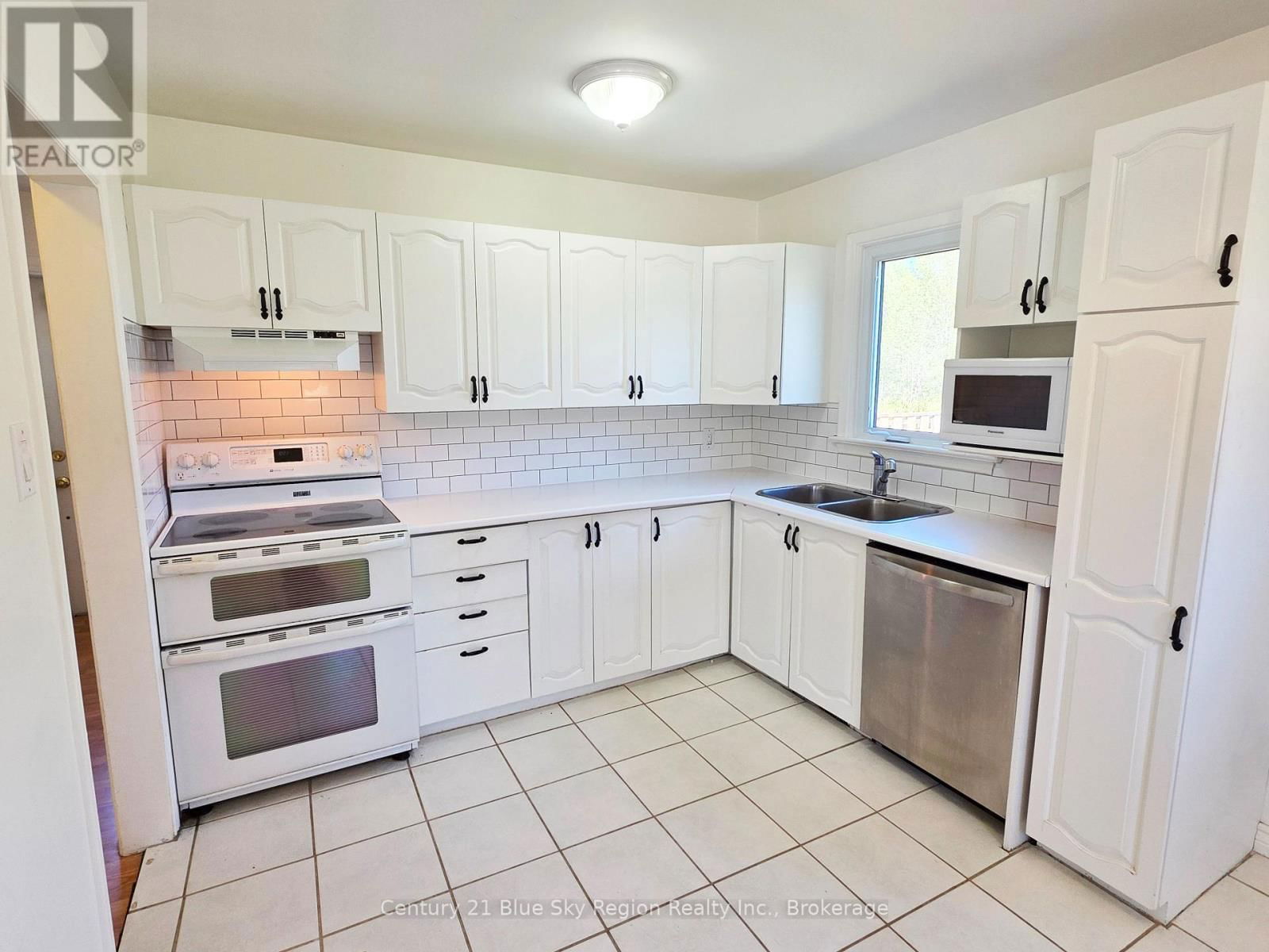 125 LAROCQUE ROAD Image 21