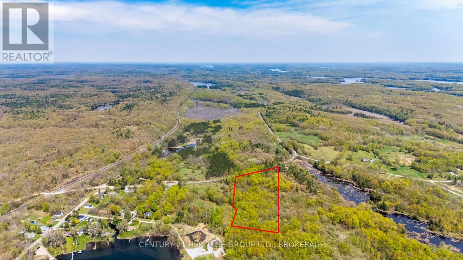 1371 CROW LAKE ROAD Image 6