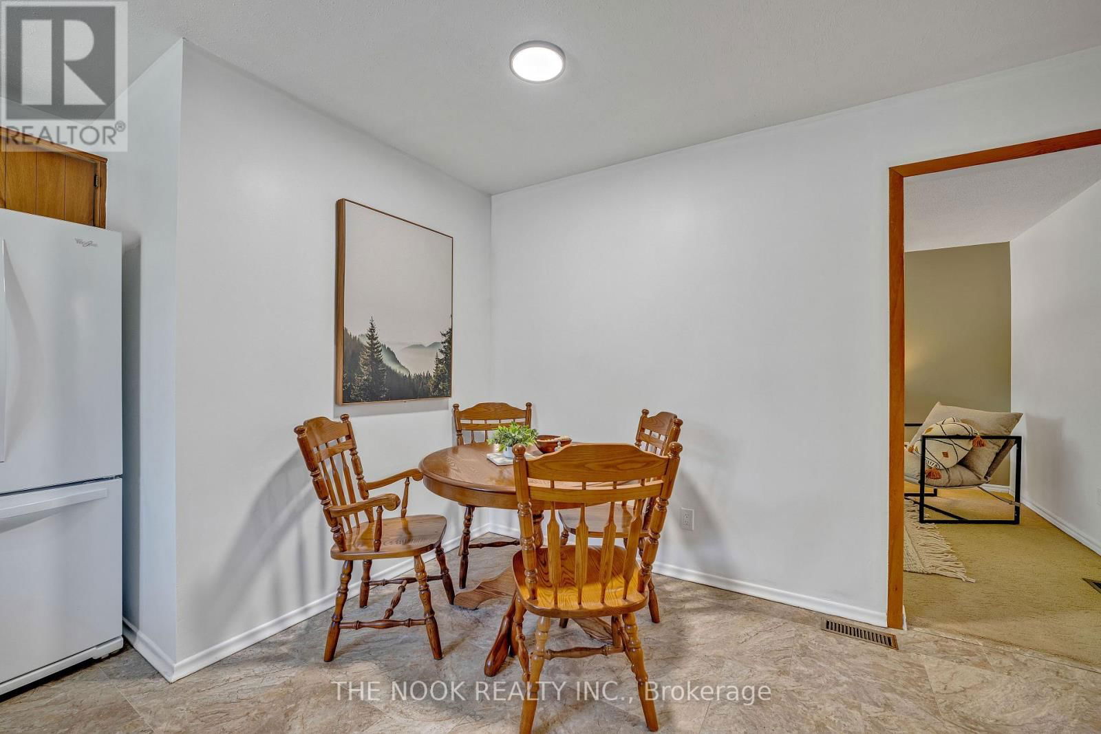 21 RIDEAU CRESCENT Image 5