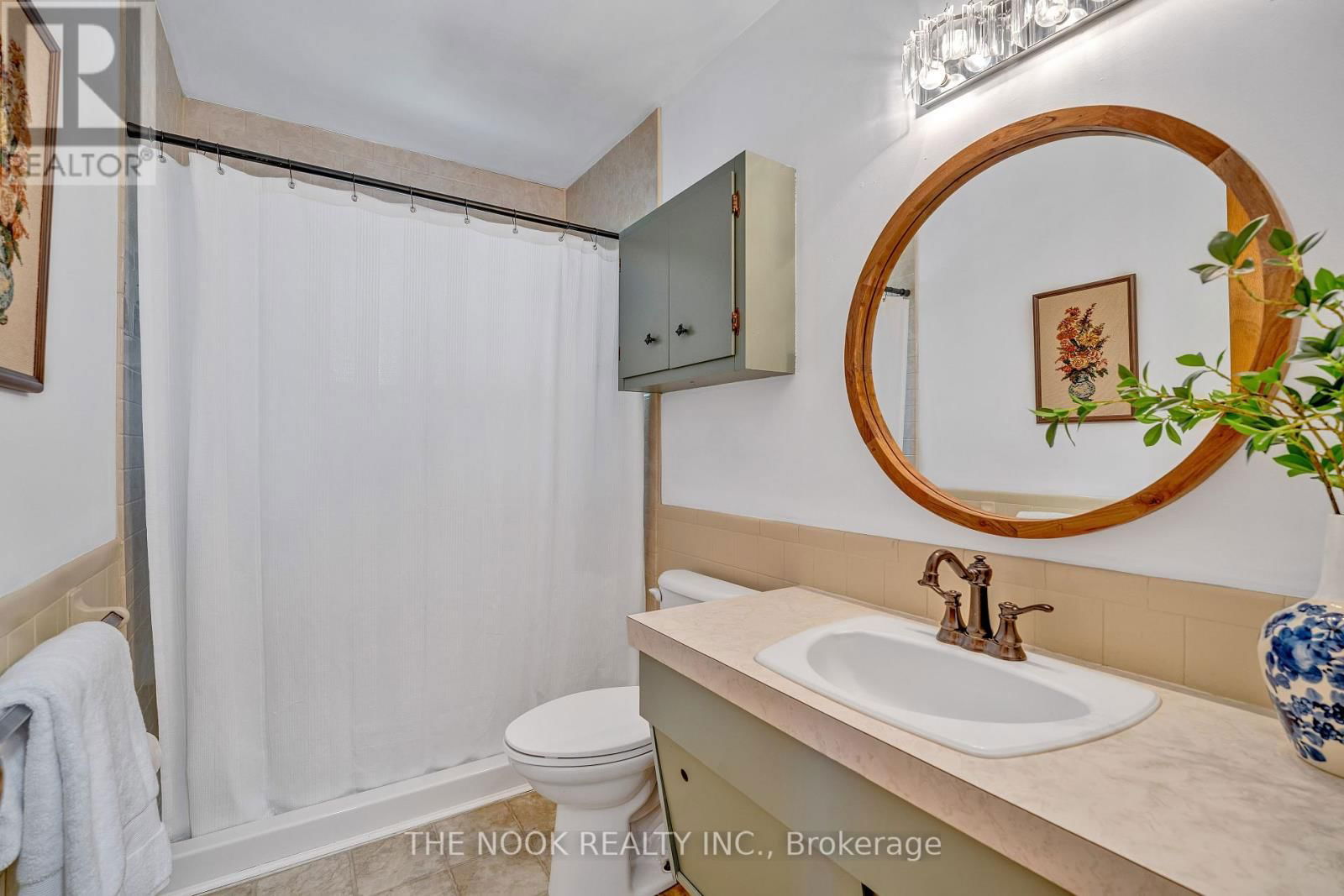 21 RIDEAU CRESCENT Image 7