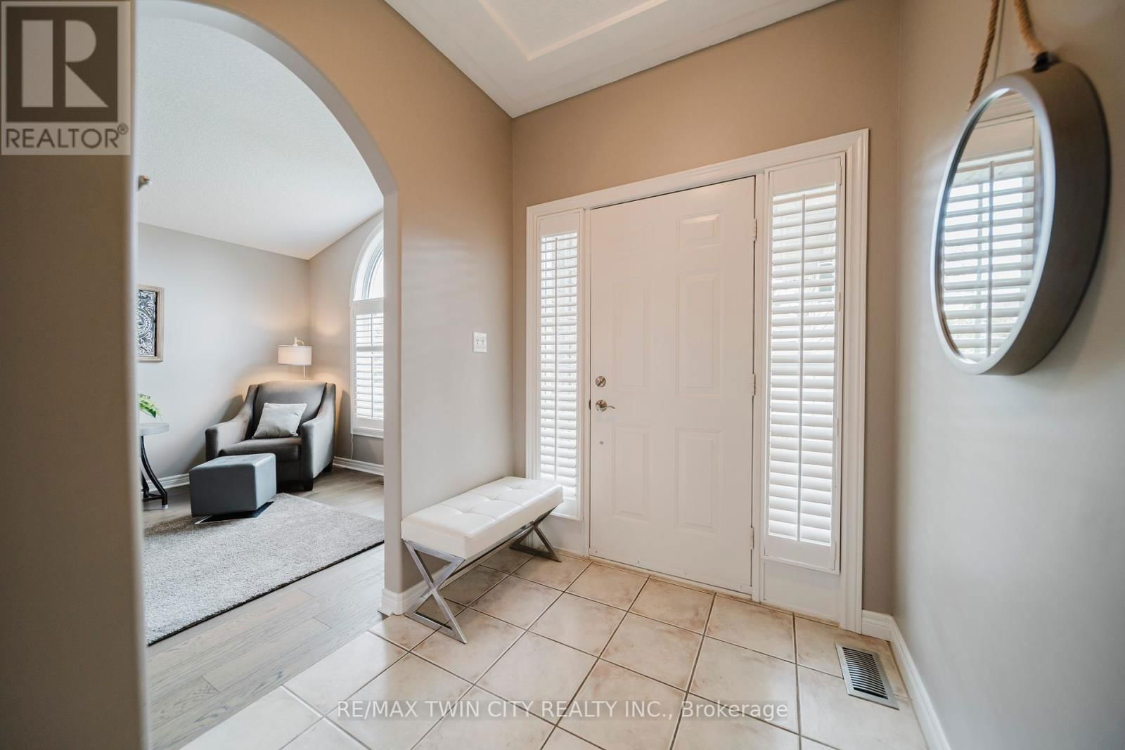 12 SCHNELLER COURT Image 8