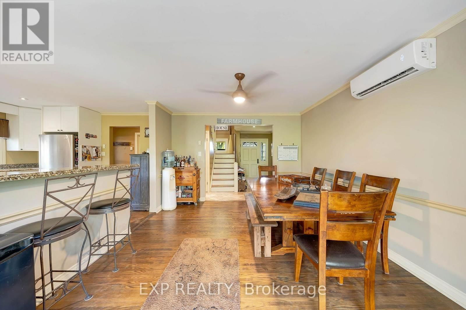 38 ROLAND ROAD Image 11